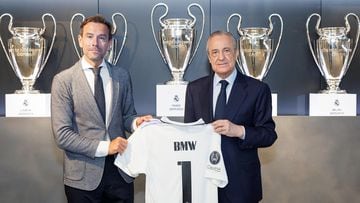 Manuel Terroba, presidente ejecutivo de BMW Group España y Portugal, y Florentino Pérez, presidente del Real Madrid.