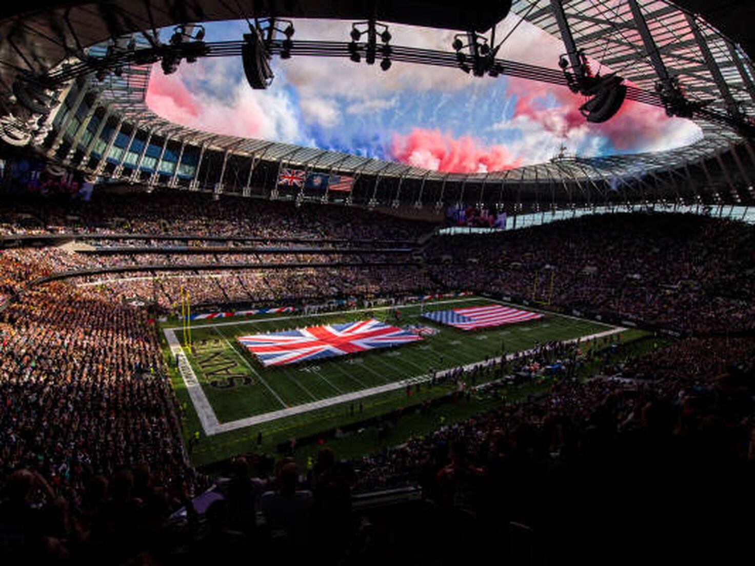NFL London 2022: NFL Network Goes Overseas for First of Three International  Games in Europe