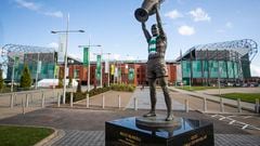 Estatua de Billy McNeill, a los pies del Celtic Park, en homenaje a la Copa de Europa ganada en 1967.