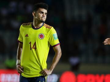 El extremo del Liverpool no pudo clasificar al Mundial de Qatar 2022 con Colombia
