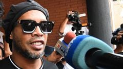 Ronaldinho defiende a Neymar: "Es uno de los mejores jugadores del mundo"