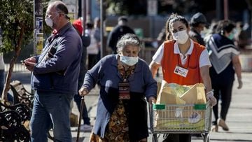 Cuarentena Chile: a qué hora y qué pueden comprar los adultos mayores sin permiso
