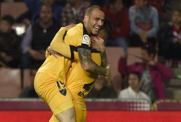 Hit hard and low, Sandro Ramírez celebrates his spectacular strike against Granada.