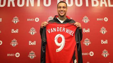 Toronto FC, defender Gregory van der Wiel officially split up