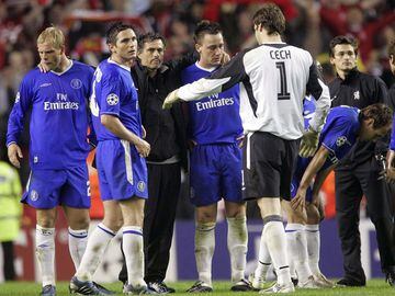 Con Pep Guardiola: Barcelona 2008-09
Con José Mourinho: Chelsea 2004-06
