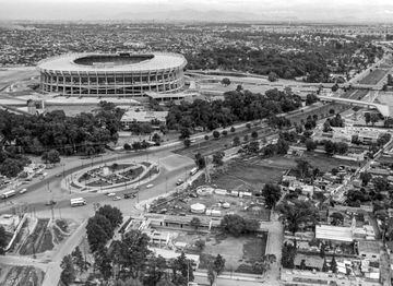 Con la llegada del Estadio Azteca, algunas vialidades como la Calzada de Tlalpan tuvieron que ser ampliadas