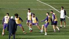 Los jugadores del Real Madrid, durante el último entrenamiento antes de medirse a la Arandina.