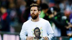 ¿Y Messi? PSG solo rindió homenaje a Pelé en el Parque de los Príncipes