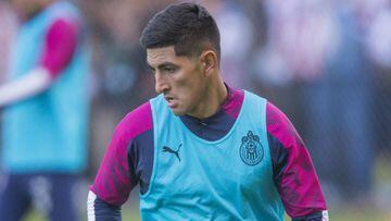 Chivas boss confirms interest in re-signing Víctor Guzmán