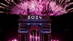 La celebración de Año Nuevo en París, con tintes olímpicos.