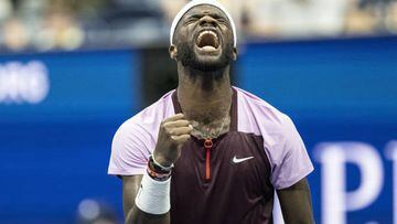 Tiafoe and Pegula fly the US flag in New York