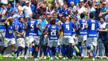 19. Cruzeiro (Brasil) - 69.000 socios