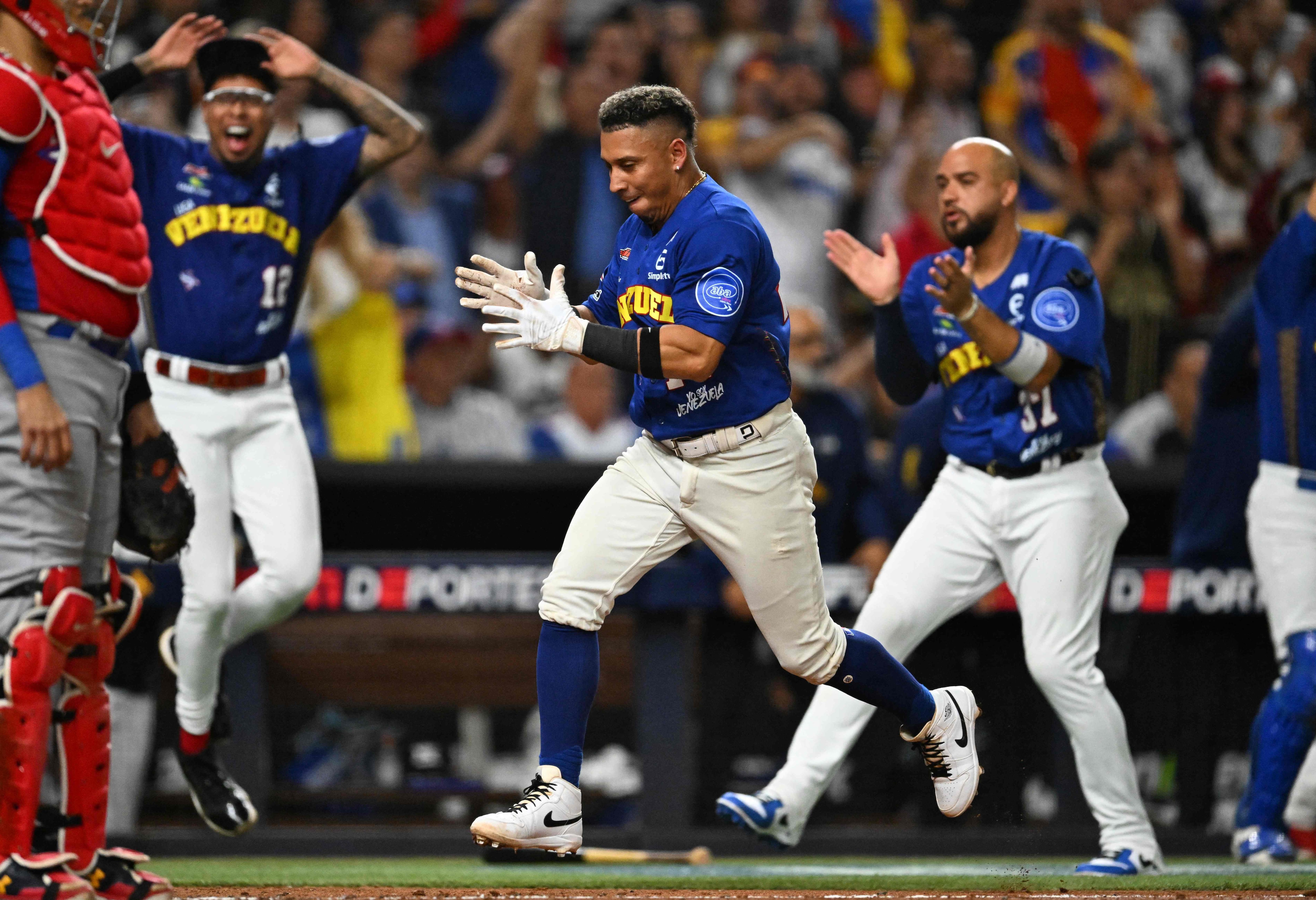 Tiburones de La Guaira campeones de la Serie del Caribe 2024 al derrotar a Tigres del Licey