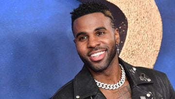 Jason Derulo, who is set to perform at Super Bowl 2023, is using a cane after breaking his foot playing basketball