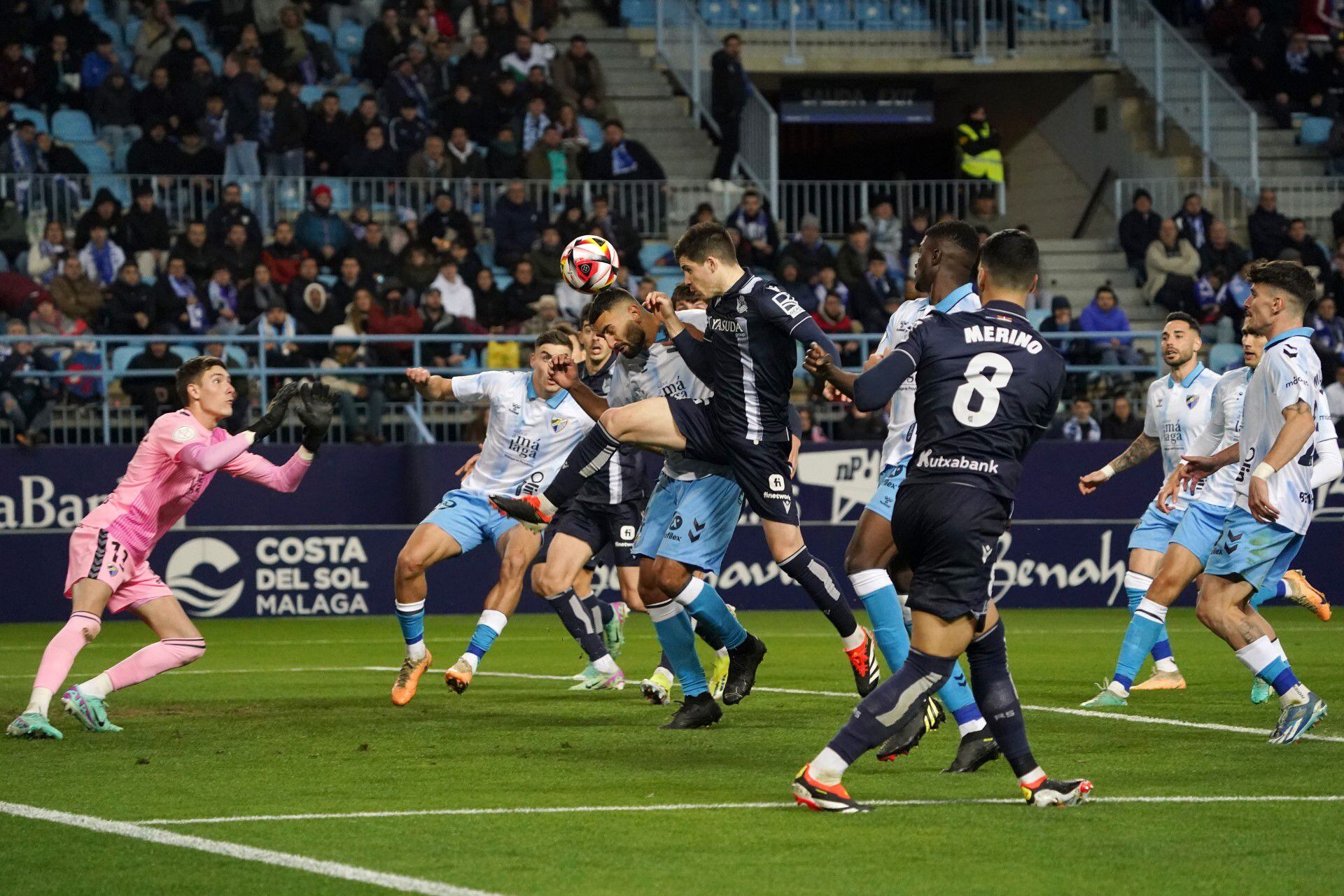 Un autogol de Einar Galilea pone a la Real Sociedad en octavos de final