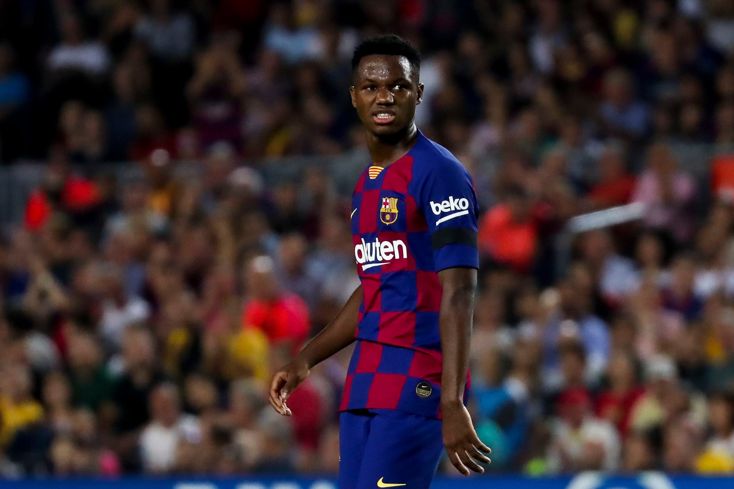 Ansu Fati durante un partido con el FC Barcelona