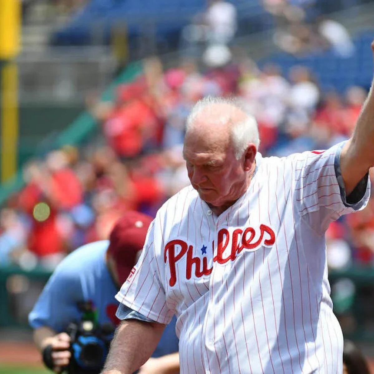 Phillies release positive medical update on Charlie Manuel