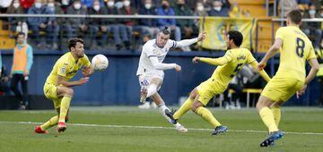 Este remate de Bale golpeó en el larguero tras rozar en el guante de Rulli.