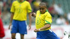 Roberto Carlos con la selecci&oacute;n brasile&ntilde;a.