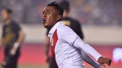 Peru&#039;s Christian Cueva celebrates scoring against Costa Rica during a friendly football match at the Monumental stadium in Lima on June 5, 2019, ahead of Brazil 2019 Copa America. (Photo by CRIS BOURONCLE / AFP)