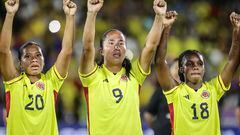 La protesta de las jugadoras de la Selección Colombia en los himnos