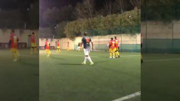 Vídeo: El golazo de Francesco Totti en un juego amateur, digno de sus mejores tiempos