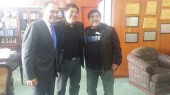 Hoy en Bogot&aacute;, de izquierda a derecha: Ali Bin Al Hussein, Luis Bedoya y Diego Maradona.