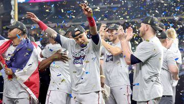 HOUSTON, TEXAS - NOVEMBER 02: The Atlanta Braves celebrate their 7-0 victory against the Houston Astros in Game Six to win the 2021 World Series at Minute Maid Park on November 02, 2021 in Houston, Texas.   Carmen Mandato/Getty Images/AFP == FOR NEWSPAPE