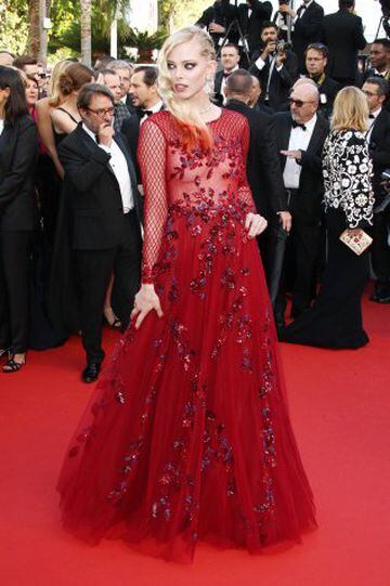 CANNES, FRANCE - MAY 11: Tanya Dziahileva arrives at  "Cafe Society"& Opening Gala of the 69th Annual Cannes Film Festival on May 11, 2016 in Cannes, .  (Photo by Antonio de Moraes Barros Filho/FilmMagic)