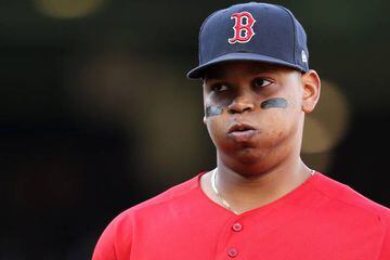 El tercera base de Red Sox lideró al equipo en hits (201), 2B (54) y porcentaje de bateo (.311) durante 2019.