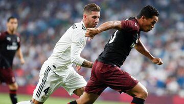Bacca reaparece con Milan en la derrota ante Real Madrid