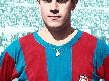 El futbolista coruñés jugó con el Barcelona desde 1954 hasta 1961. Llevó el '10' la temporada 60/61. 