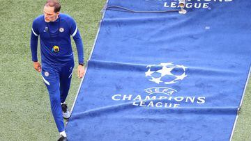 PORTO, PORTUGAL - MAY 28: Thomas Tuchel, Manager of Chelsea looks on prior to the Chelsea FC Training Session ahead of the UEFA Champions League Final between Manchester City FC and Chelsea FC at Estadio do Dragao on May 28, 2021 in Porto, Portugal. (Phot