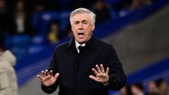 Real Madrid's Italian coach Carlo Ancelotti gestures during the Spanish League football match between Real Madrid CF and Elche CF at the Santiago Bernabeu stadium in Madrid on February 15, 2023. (Photo by JAVIER SORIANO / AFP)