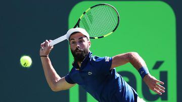 Paire ousts out-of-sorts Djokovic in Miami