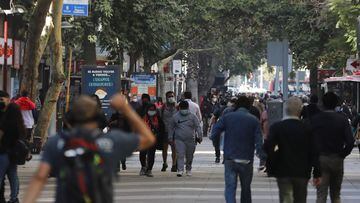 Cuarentena hoy en Chile: ¿Qué comunas salen en Santiago y cuáles retroceden este lunes 26 de abril?