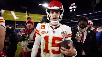 Baltimore (United States), 28/01/2024.- Kansas City Chiefs quarterback Patrick Mahomes on the field with the football after defeating the Baltimore Ravens at the end of the AFC conference championship game between the Baltimore Ravens and the Kansas City Chiefs in Baltimore, Maryland, USA, 28 January 2024. The AFC conference championship Kansas City Chiefs will face the winner of the NFC conference championship game between the San Francisco 49ers and the Detroit Lions to advance to the Super Bowl LVIII in Las Vegas, Nevada, on 11 February 2024. EFE/EPA/SHAWN THEW

