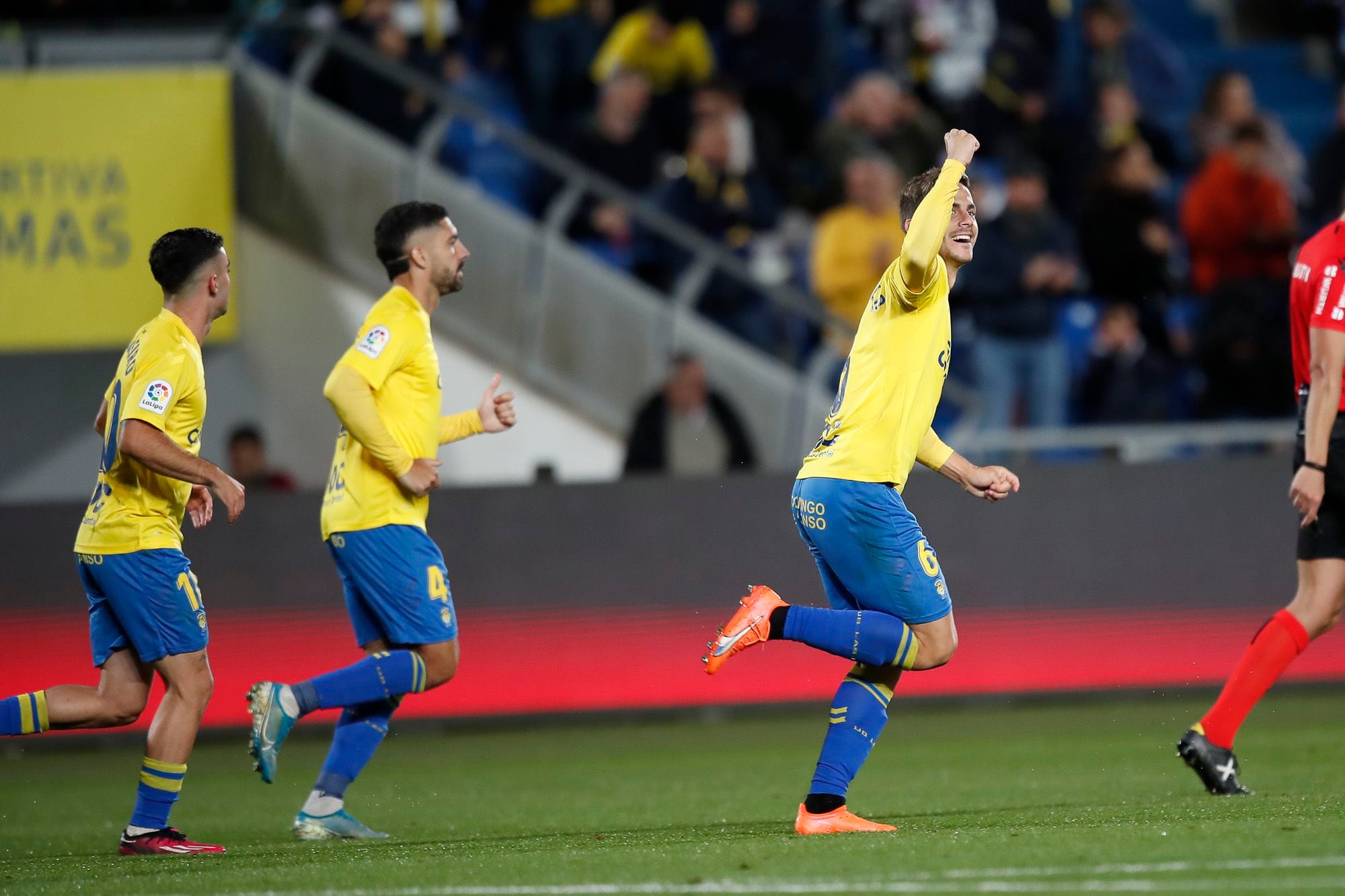 Partidos de u. d. las palmas contra s. d. huesca