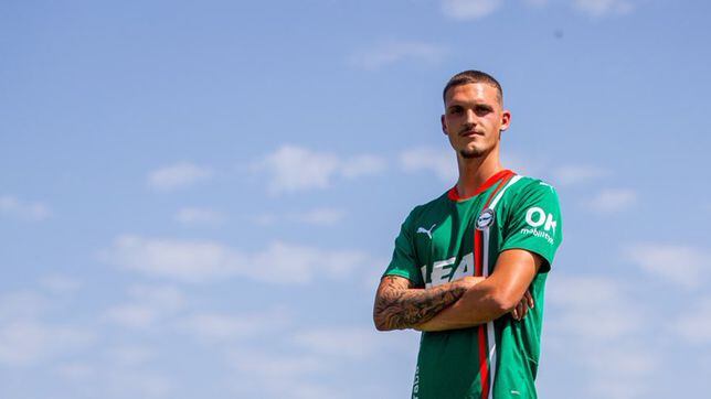 Rafa Marín, ante un Betis que se fijó en su poderío en verano 