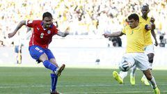 Pinilla acusó a Brasil de malas prácticas en el Mundial