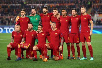 Roma's starting line-up.