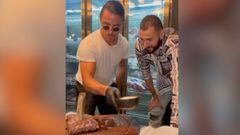 Ya es tradición en sus Navidades en Dubái: Benzema visitó 'Salt Bae' e hizo esto...