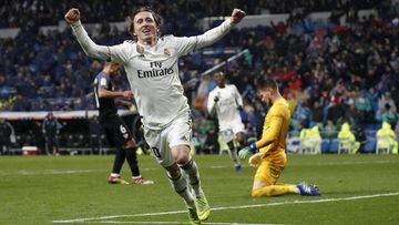 Modric celebra el segundo gol del Madrid ante el Sevilla en el partido de LaLiga entre ambos en el Bernab&eacute;u de la pasada temporada.