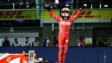 Vettel nicks pole in Singapore with stunning qualifying lap