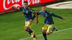 Falcao García y James Rodríguez celebrando un gol con la Selección Colombia en Eliminatorias Sudamericanas.