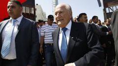 El presidente de la FIFA, Joseph Blatter durante su viaje a Israel y Palestina.