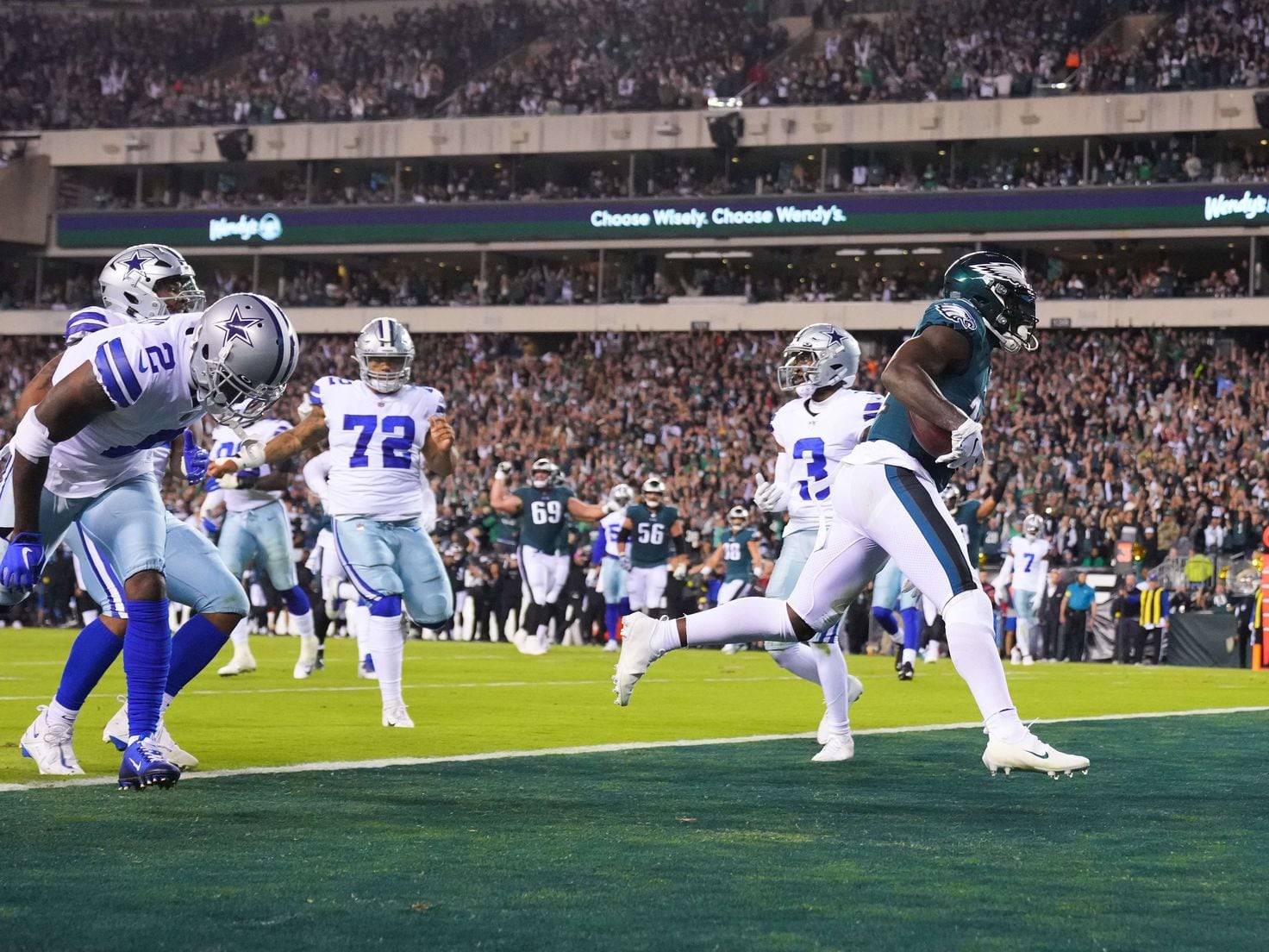 how to watch eagles vs cowboys