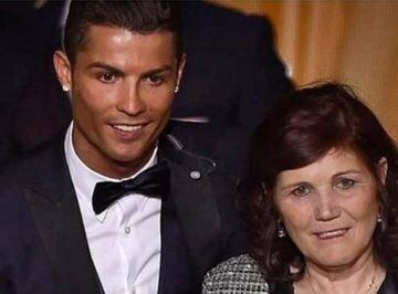 11 futbolistas famosos con sus madres