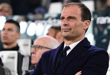 Juventus' Italian coach Massimiliano Allegri looks on during the Italian Serie A football match Juventus vs Udinese on March 8, 2019 at the Juventus Allianz stadium in Turin.
