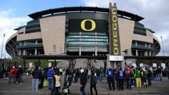 EUGENE, OR - NOVEMBER 16: A general view of Autzen Stadium before the game between the Oregon Ducks and the Utah Utes at Autzen Stadium on November 16, 2013 in Eugene, Oregon. (Photo by Steve Dykes/Getty Images)